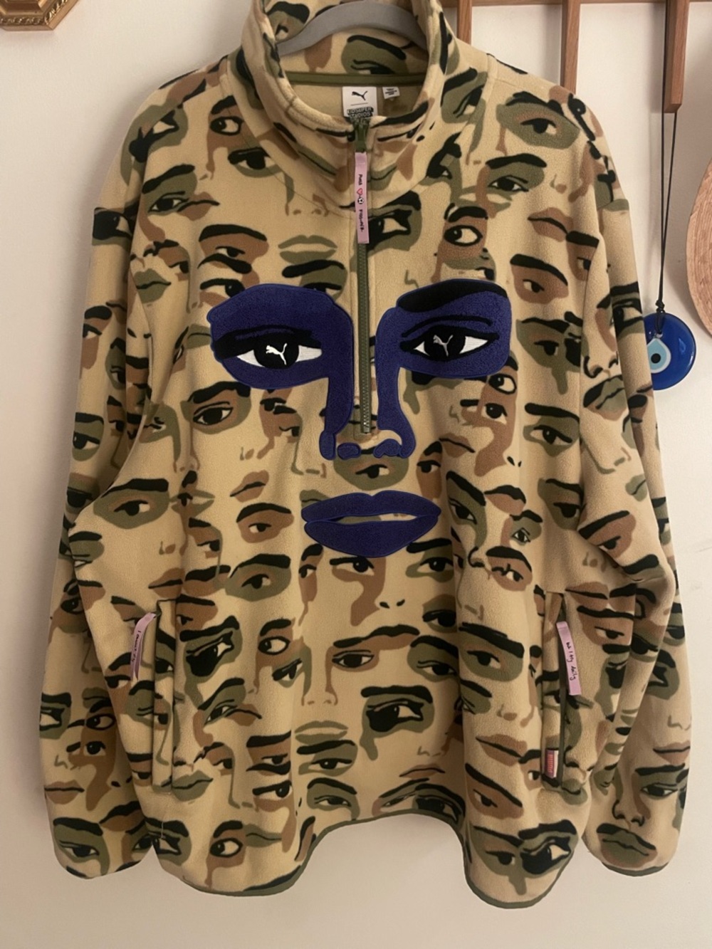 PUMA | KIDSUPER STUDIOS X PUMA ALL OVER PRINT FLEECE HALF ZIP TOP | XXL